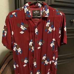 Hollister summer shirt